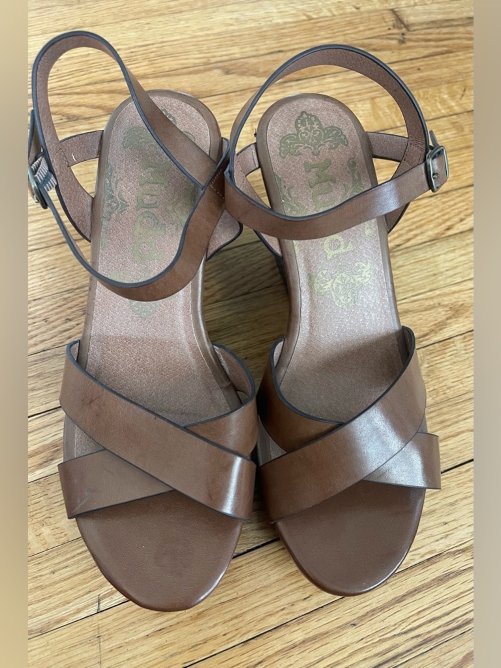 Mudd Brown Leather Crisscross Ankle Strap Sandals 9.5
